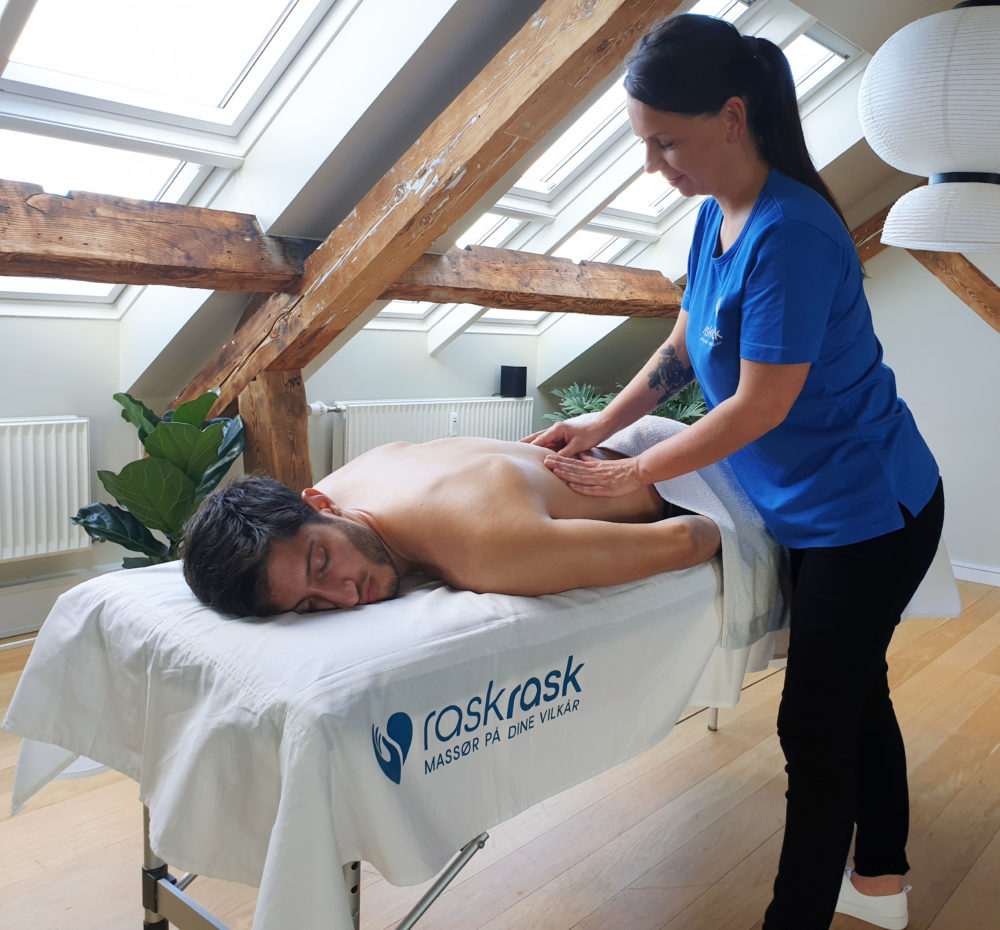 Massør massager person