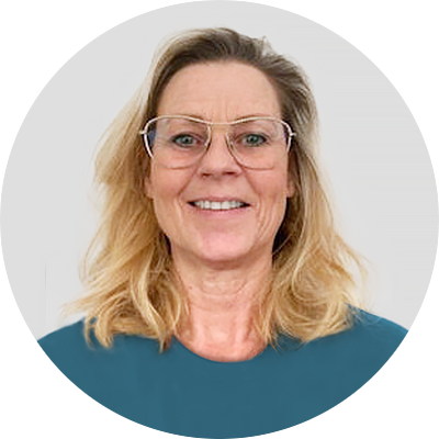 Massør Karina portræt